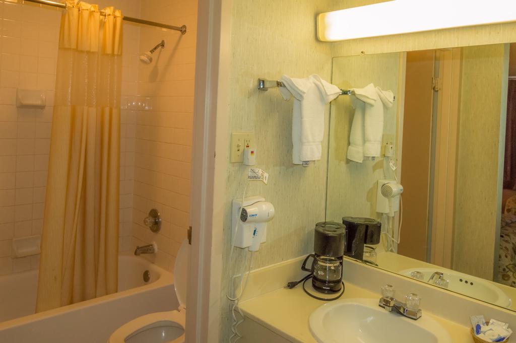 Executive Inn Hotel&Conference Center Lawton Cameră foto